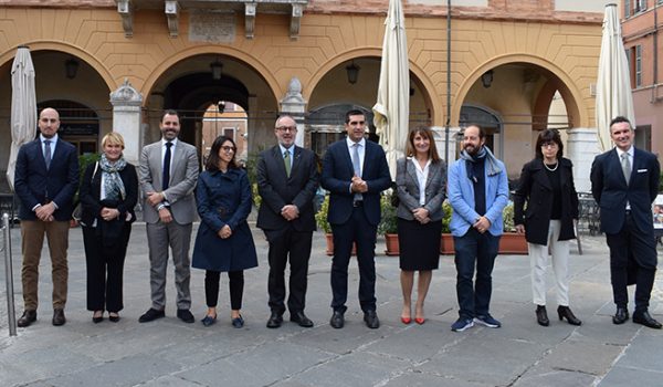 Foto di gruppo giunta nominata