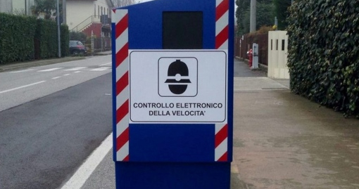 Immagine box autovelox