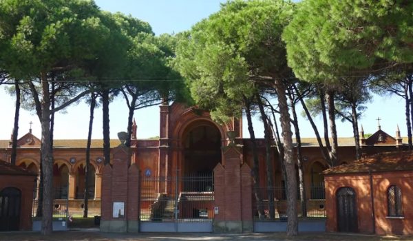 Immagine del cimitero di Ravenna